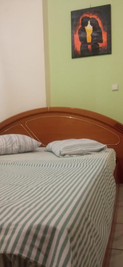 Evi'S Apartment Nafpaktos Dış mekan fotoğraf